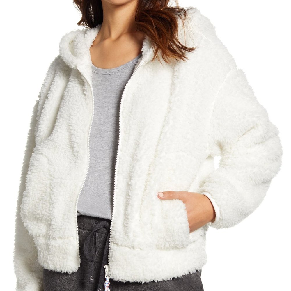 Lou &β Grey Fluffy Faux Fur Jacket Moonlight Ivory Women Zip Front Hooded L NWT